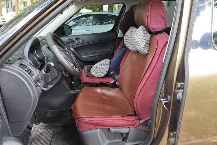 Used Skoda Yeti 2017 TSI280 DSG Innovation Edition Left Front Seat
