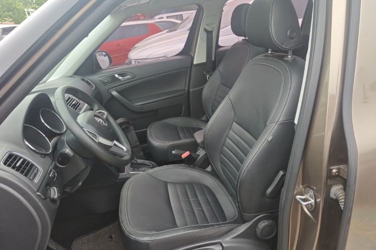 Used Skoda Yeti 2017 TSI280 DSG Car Enjoy Brothers Edition Left Front Seat