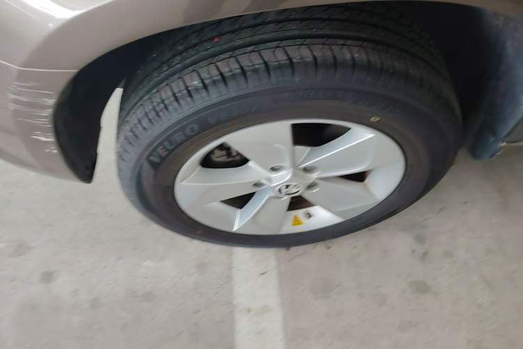 Used Skoda Yeti 2017 TSI280 DSG Car Enjoy Brothers Edition Left Front Wheel Hub