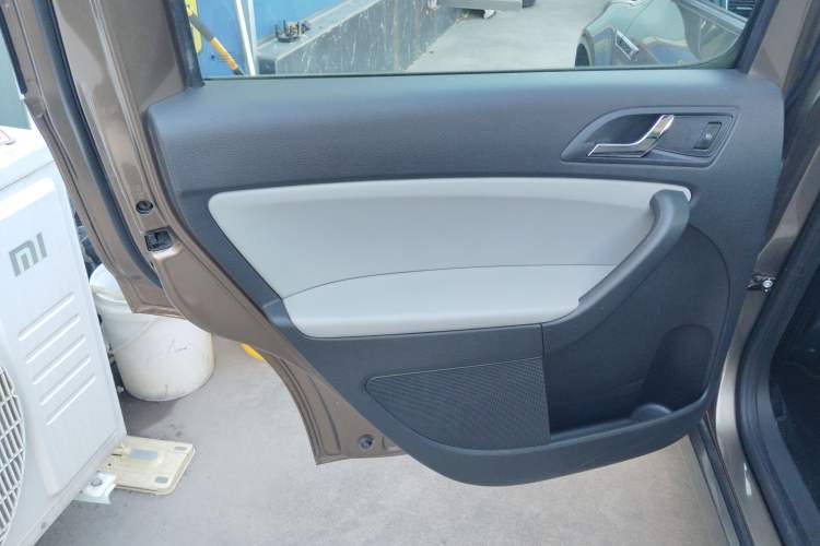 Used Skoda Yeti 2017 TSI280 DSG Advanced Edition Left Rear Door Interior