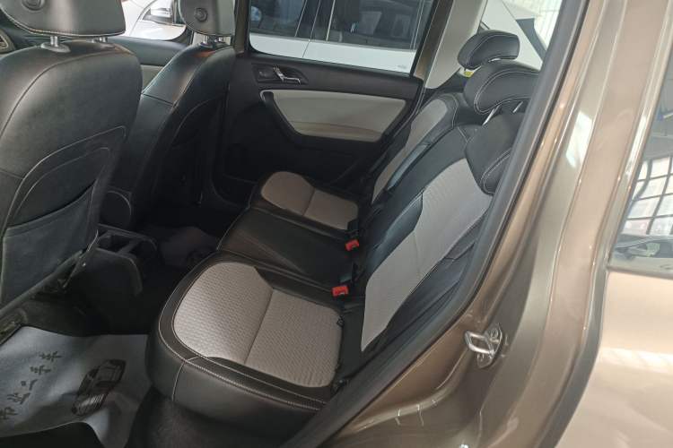 Used Skoda Yeti 2017 TSI280 DSG Advanced Edition Left Rear Seat
