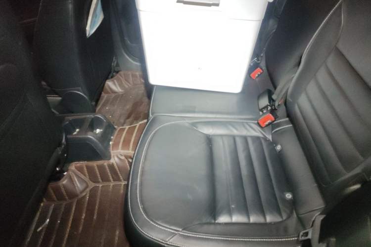 Used Skoda Yeti 2017 TSI280 DSG Car Enjoy Brothers Edition Left Rear Seat