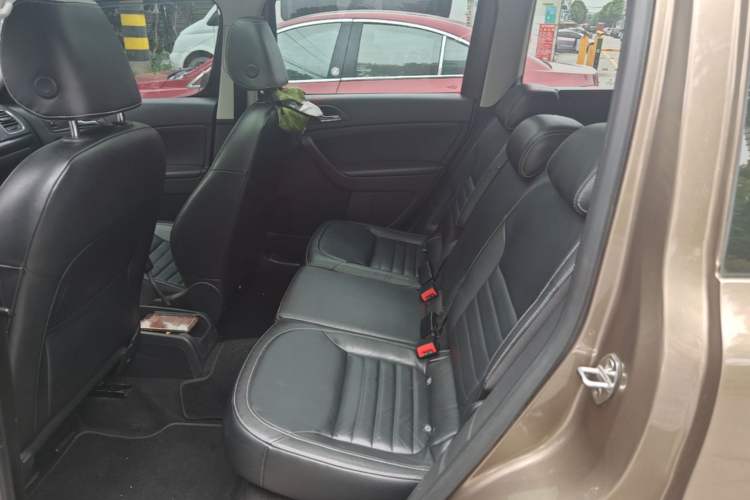 Used Skoda Yeti 2017 TSI280 DSG Car Enjoy Brothers Edition Left Rear Seat