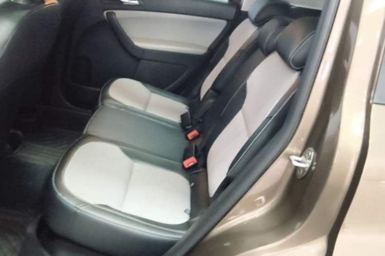 Used Skoda Yeti 2017 TSI280 DSG Advanced Edition Left Rear Seat