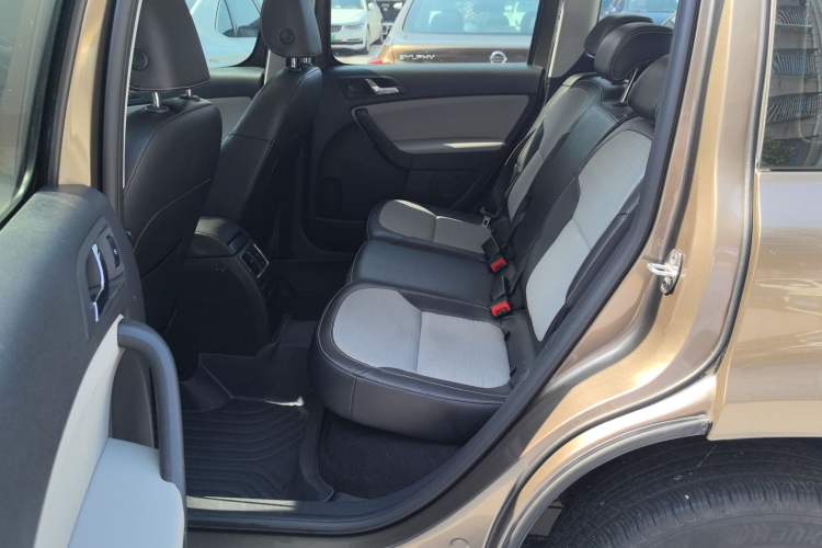 Used Skoda Yeti 2017 TSI280 DSG Advanced Edition Left Rear Seat