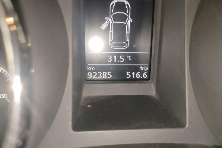 Used Skoda Yeti 2017 TSI280 DSG Car Enjoy Brothers Edition Odometer Close Up