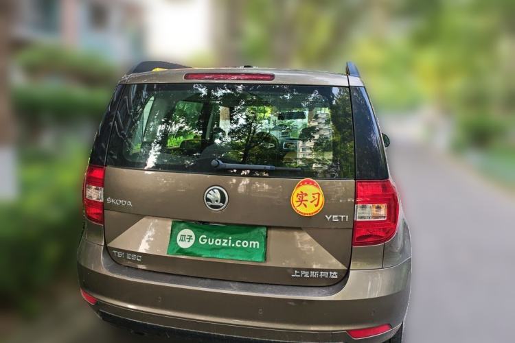 Used Skoda Yeti 2017 TSI280 DSG Car Enjoy Brothers Edition Rear