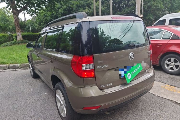 Used Skoda Yeti 2017 TSI280 DSG Car Enjoy Brothers Edition Rear Left 45 Deg