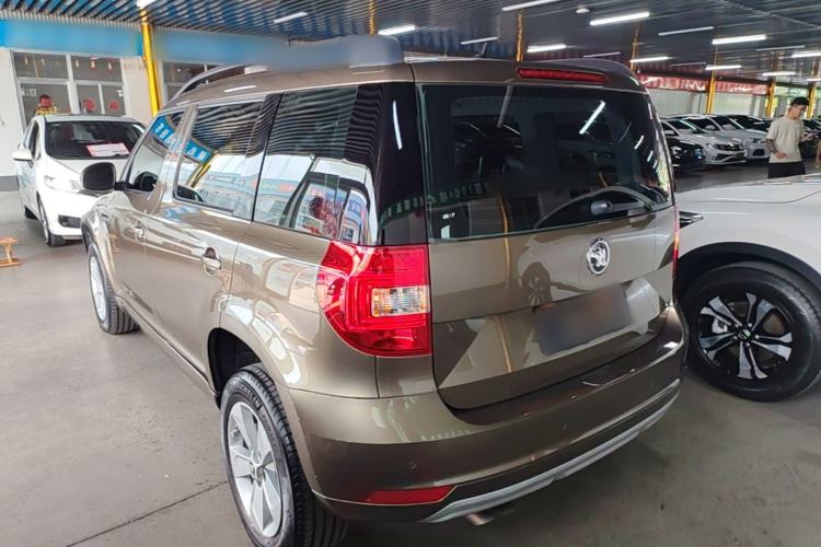 Used Skoda Yeti 2017 TSI280 DSG Advanced Edition Rear Left 45 Deg