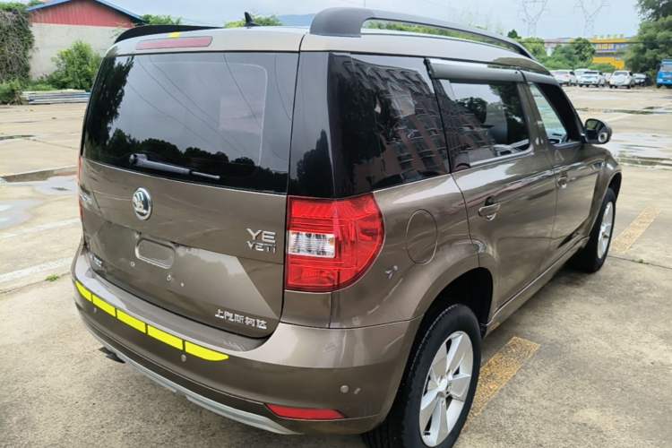 Used Skoda Yeti 2017 TSI280 DSG Advanced Edition Rear Right 45 Deg