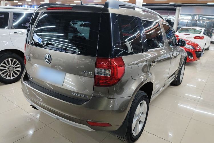 Used Skoda Yeti 2017 TSI280 DSG Advanced Edition Rear Right 45 Deg