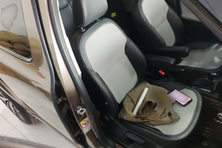 Used Skoda Yeti 2017 TSI280 DSG Advanced Edition Right Front Seat
