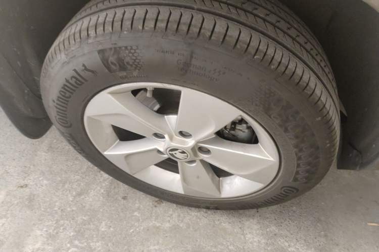 Used Skoda Yeti 2017 TSI280 DSG Car Enjoy Brothers Edition Right Front Wheel Hub