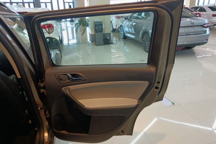 Used Skoda Yeti 2017 TSI280 DSG Advanced Edition Right Rear Door Interior