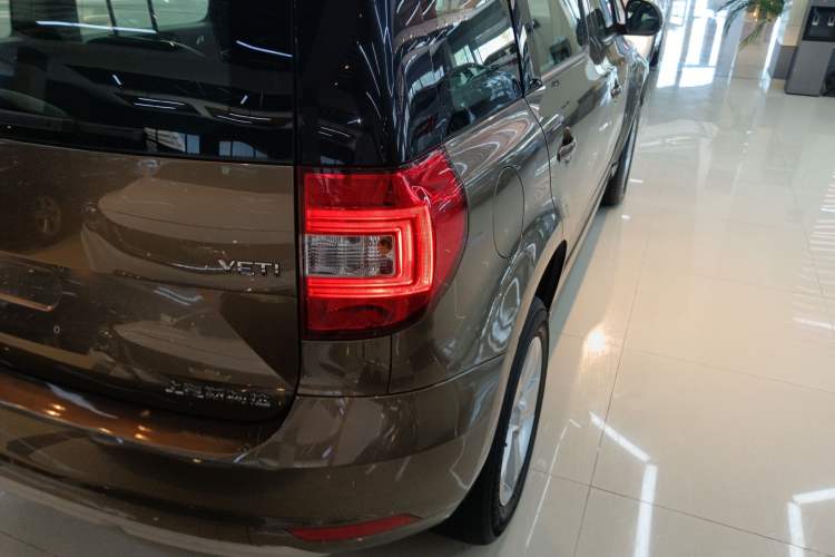 Used Skoda Yeti 2017 TSI280 DSG Advanced Edition Right Rear Taillight
