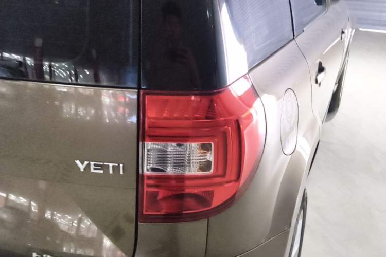 Used Skoda Yeti 2017 TSI280 DSG Advanced Edition Right Rear Taillight