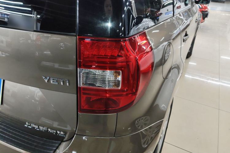 Used Skoda Yeti 2017 TSI280 DSG Advanced Edition Right Rear Taillight