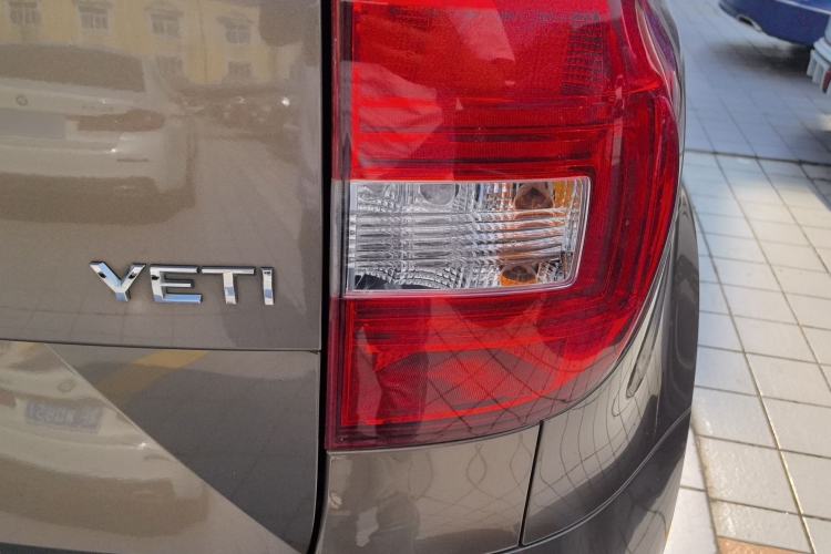 Used Skoda Yeti 2017 TSI280 DSG Advanced Edition Right Rear Taillight