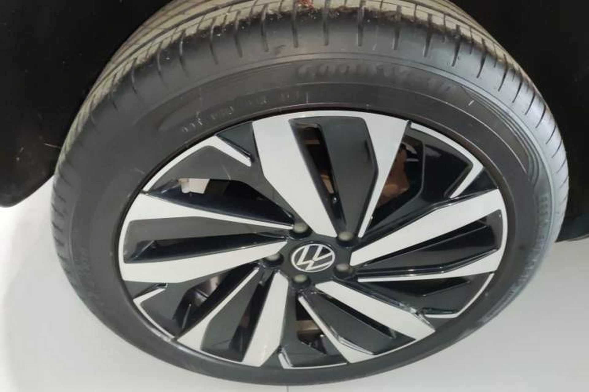 Used Skoda Yeti 2017 TSI280 DSG Advanced Edition Right Rear Wheel Hub