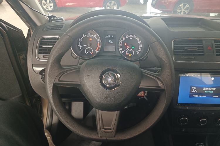 Used Skoda Yeti 2017 TSI280 DSG Advanced Edition Steering Wheel