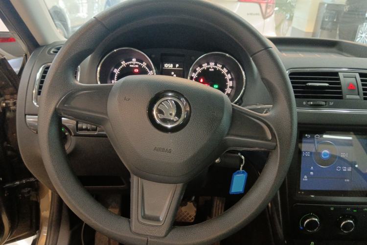 Used Skoda Yeti 2017 TSI280 DSG Advanced Edition Steering Wheel