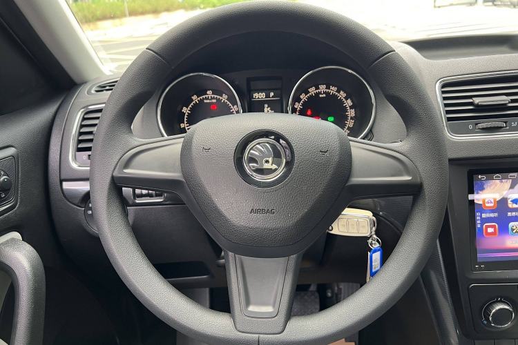 Used Skoda Yeti 2017 TSI280 DSG Advanced Edition Steering Wheel