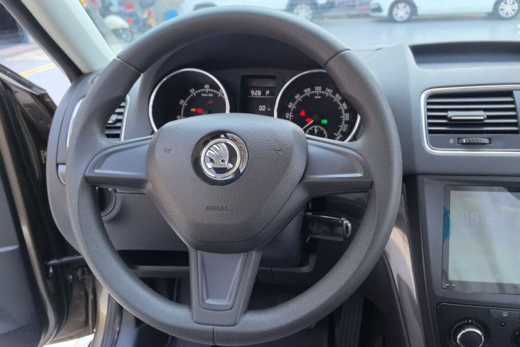 Used Skoda Yeti 2017 TSI280 DSG Advanced Edition Steering Wheel