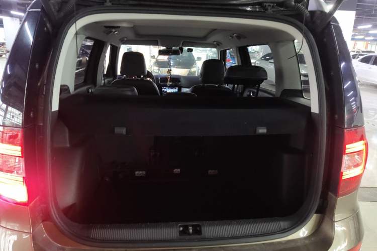 Used Skoda Yeti 2017 TSI300 DSG Luxury Edition Trunk