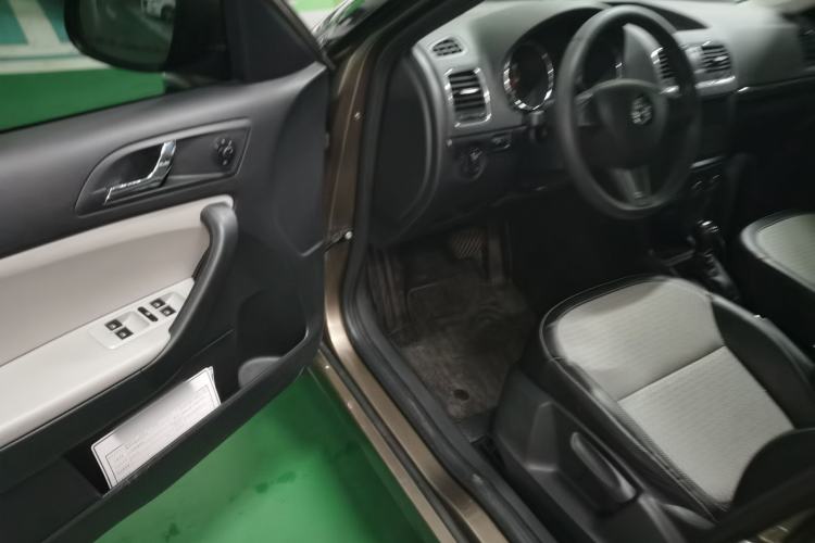 Used Skoda Yeti 2017 TSI280 DSG Advanced Edition Driver Seat