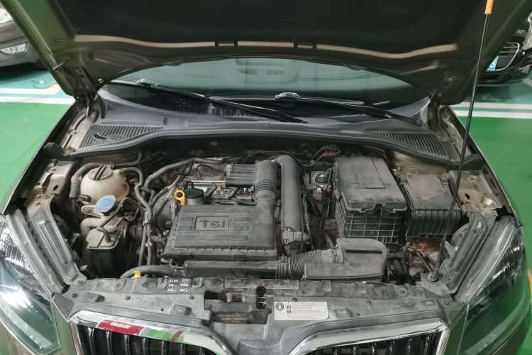Used Skoda Yeti 2017 TSI280 DSG Advanced Edition Engine Bay