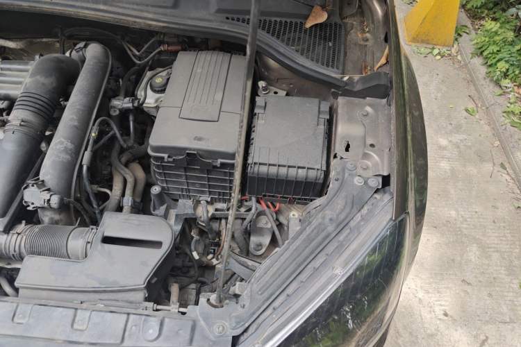 Used Skoda Yeti 2017 TSI280 DSG Advanced Edition Engine Bay Left