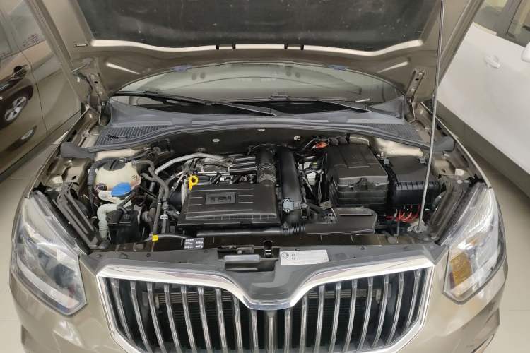 Used Skoda Yeti 2017 TSI280 DSG Advanced Edition Engine Bay