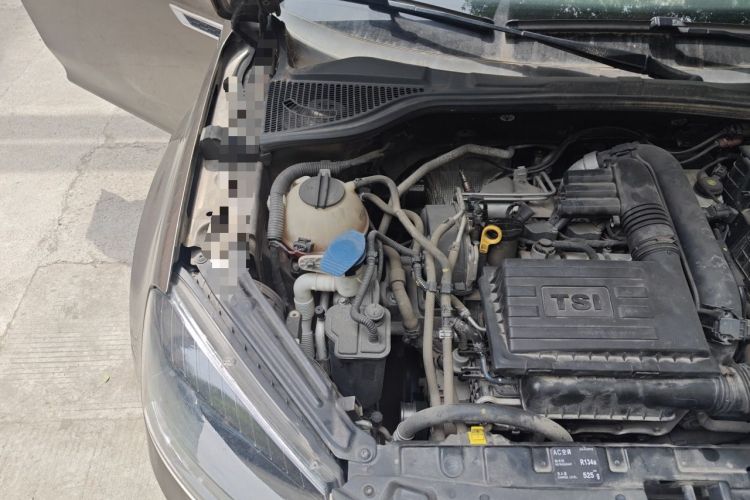 Used Skoda Yeti 2017 TSI280 DSG Advanced Edition Engine Bay Right