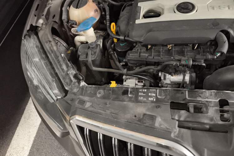 Used Skoda Yeti 2017 TSI300 DSG Luxury Edition Engine Bay Right