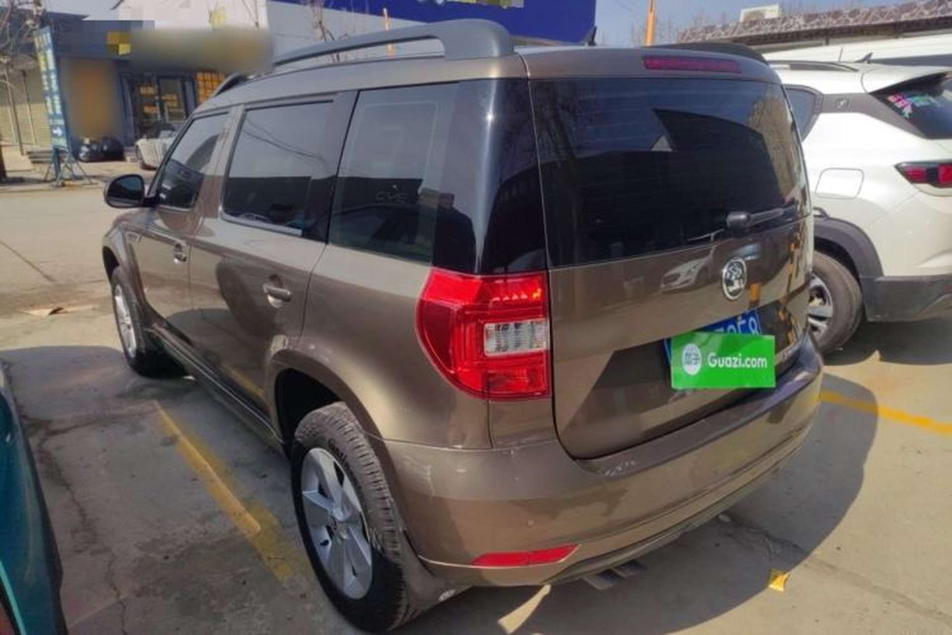 Used Skoda Yeti 2017 TSI280 DSG Car Enjoy Brothers Edition Exterior 2