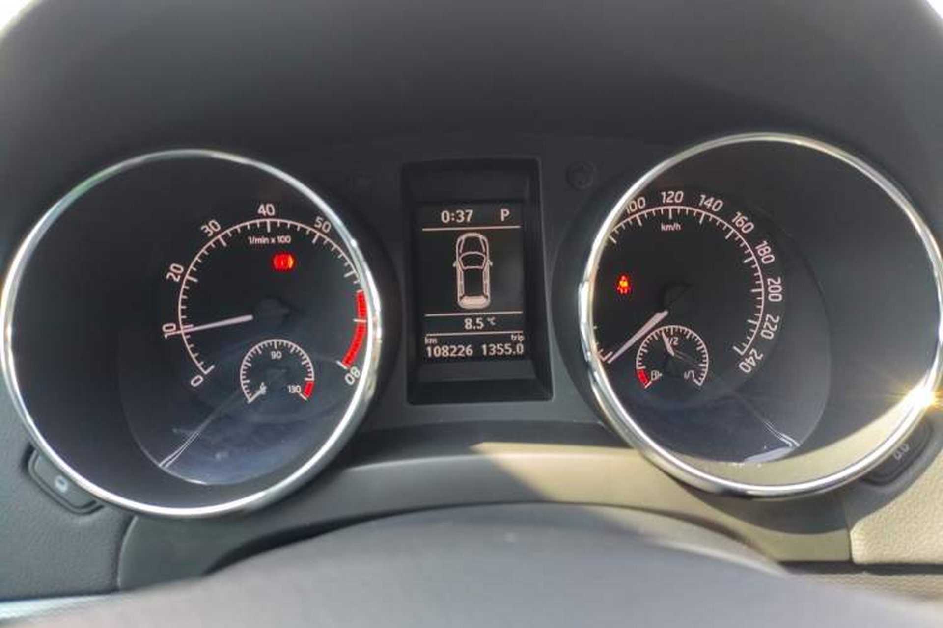 Used Skoda Yeti 2017 TSI280 DSG Car Enjoy Brothers Edition Instrument Cluster
