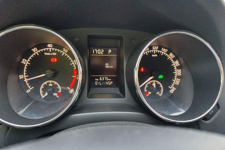 Used Skoda Yeti 2017 TSI280 DSG Advanced Edition Instrument Cluster