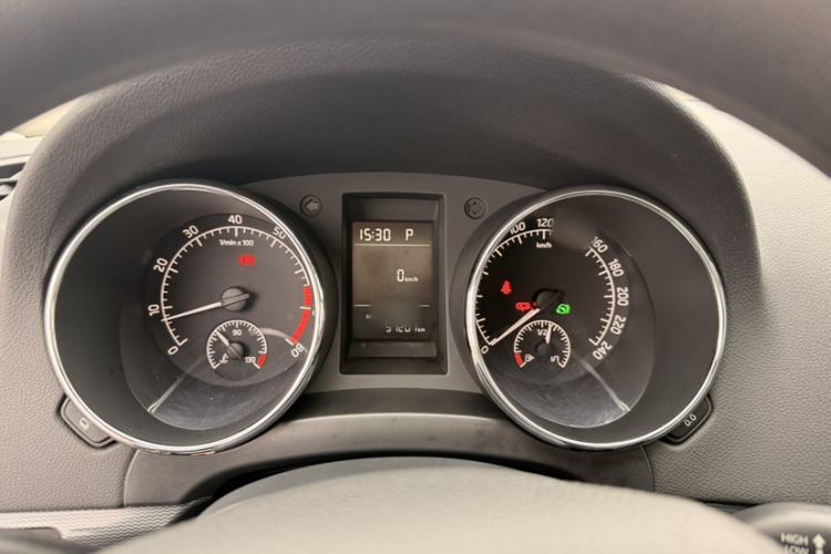 Used Skoda Yeti 2017 TSI280 DSG Advanced Edition Instrument Cluster