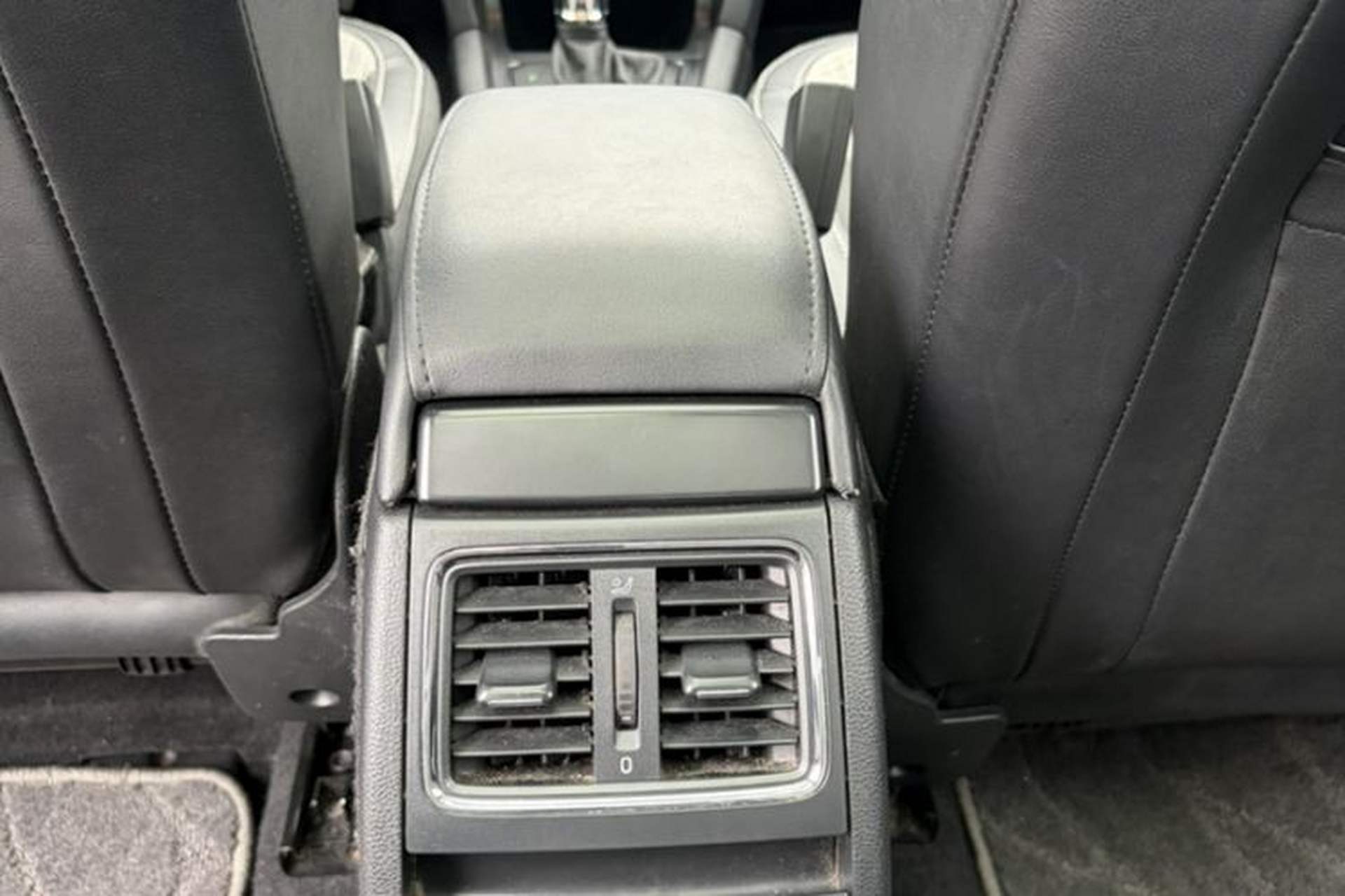 Used Skoda Yeti 2017 TSI280 DSG Advanced Edition Interior 4