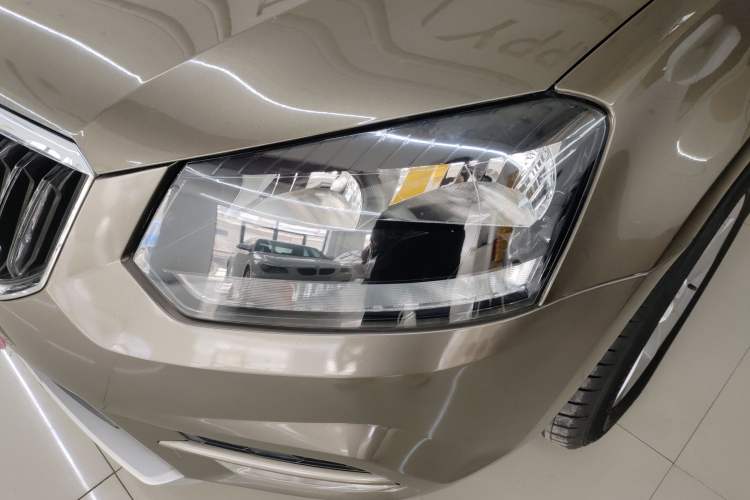 Used Skoda Yeti 2017 TSI280 DSG Advanced Edition Left Front Headlight