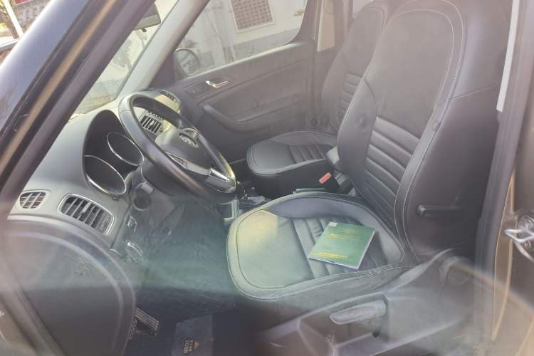 Used Skoda Yeti 2017 TSI280 DSG Innovation Edition Left Front Seat