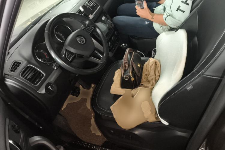 Used Skoda Yeti 2017 TSI300 DSG Luxury Edition Left Front Seat