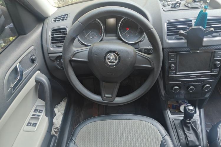 Used Skoda Yeti 2017 TSI280 DSG Advanced Edition Steering Wheel