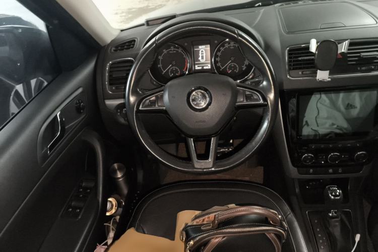 Used Skoda Yeti 2017 TSI300 DSG Luxury Edition Steering Wheel