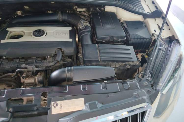 Used Skoda Yeti 2017 TSI300 DSG Luxury Edition Engine Bay Left