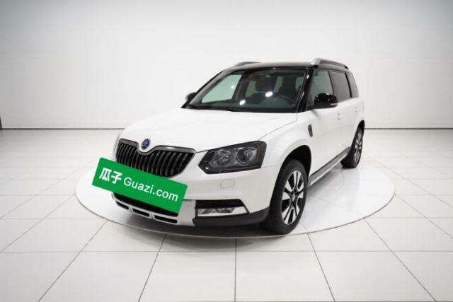 Ojetý Skoda Yeti 2017 TSI300 DSG Luxury Edition