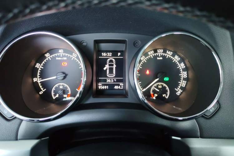 Used Skoda Yeti 2017 TSI300 DSG Luxury Edition Instrument Cluster