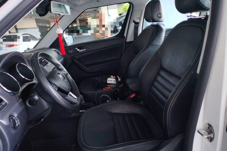 Used Skoda Yeti 2017 TSI300 DSG Luxury Edition Left Front Seat