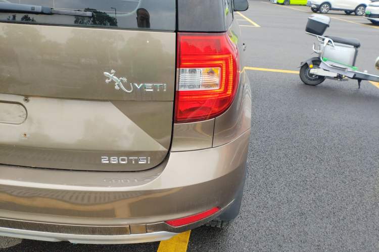 Used Skoda Yeti 2017 TSI280 DSG Advanced Edition Exterior 6