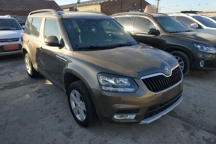 Used Skoda Yeti 2017 TSI280 DSG Advanced Edition Front Right 45 Deg